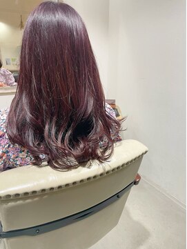 アンビエンテ(ambiente) ヴァイオレットピンク◇暖色◇カールスタイル 【金山】