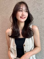 ロンド アンブル 四条烏丸(Lond ambre)&nbsp;中川智帆  レイヤーロング/顔周り/韓国/グレーベージュT