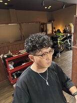 カットスペース キャロル(CUT SPACE CAROL) ツーブロックパーマ