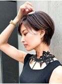 大人可愛い20代30代40代黒髪前下がりショートボブ丸 みショート