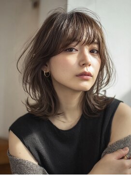 ハーツ(Heart's) ミディアムレイヤー×白髪ぼかしカラー３０代４０代５０代６０代