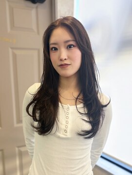 柴田　海外風レイヤーカット×マロンベージュ