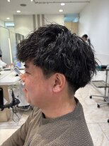 ケンジ 平塚 アネッタ(KENJE annetta)&nbsp;刈り上げマッシュ　なみまきパーマ