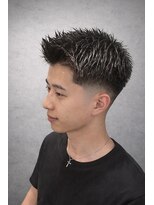 ワンワンオー バーバーショップ 長浜店(@110 BARBER SHOP)&nbsp;フェザーアップ×フェードで作る、最旬スタイル