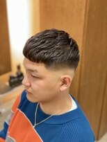 オムヘアーフォー(HOMME HAIR 4) クロップスタイル　韓国マッシュ　スキンフェード　バーバー