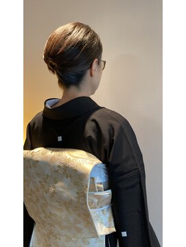 ユニ (UNI) 着物に合うヘアセット