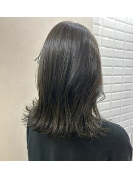 ハブ(hub) 【天神今泉】アッシュグレー