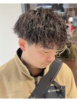 フリーク バーバーショップ 都島店(FREAK BARBER SHOP) 黒髪王道モテマッシュ縦落ちツイストスパイラルパーマ