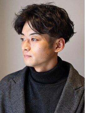 ポルテオムプレス(PORTE HOMME PRES) 刈り上げセンターパート