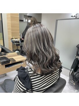 センス(SENSE.) 白髪ぼかしハイライト