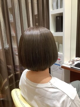 美容室ヒラトヤ 都南店 大人かわいい丸み小顔コンパクトボブ30代40代50代