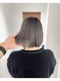 切りっぱなしボブ / グレー