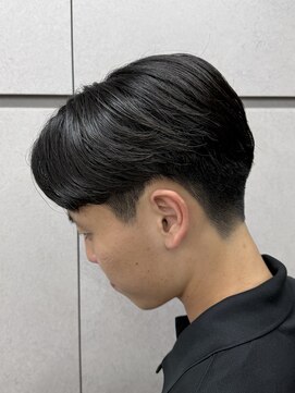 ニコ トウキョウ ロジック(nico TOKYO Logic) メンズセンターパートニュアンスパーマアップバング