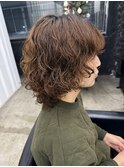 黒髪クラゲヘアーオリーブグレー小顔ココアベージュショート