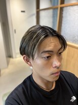 ソムリ(Sommeli)&nbsp;ツーブロ　マッシュ　極細ハイライト