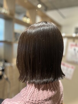 クーレ ビオトープ(+ CURE biotope) 外ハネボブ×アッシュ