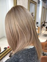 チェルシー 梅田(CHELSEA)&nbsp;ミディアムレイヤー/ハイトーンカラー/大阪/神戸