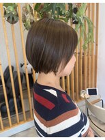 クウキ (kuuki)&nbsp;オリーブベージュ　　ショート