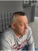 ハードパート　スキンフェード