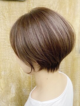 シャンプー ひろせ店(SHAMPOO) 軽やかな色と質感で魅せるお洒落可愛いショート