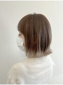 裾カラー×ボブ