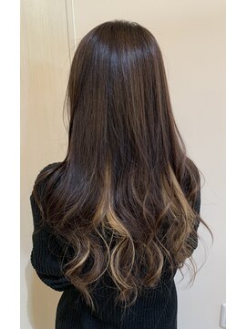 ヘアー デザイナーズ サロン アヴァンセ(HAIR DESIGNER'S SALON AVANCE) インナーカラー