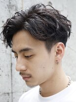 バイフィフス 原宿/表参道(by fifth)&nbsp;センターパート/ツイストパーマ/ツーブロ刈り上げ