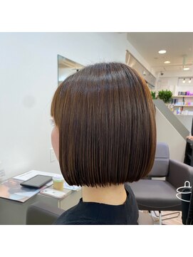 ジエクト ヴィシア(The Ect VIXIA) 酸性ストレート×縮毛矯正×ボブ×グレージュ×前下がりへま