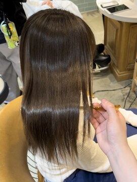 ロンド シャルム 吉祥寺(Lond charme) 艶髪ストレート 縮毛矯正 チョコレートカラー