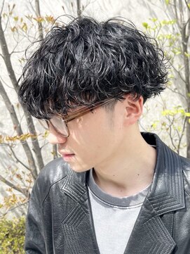 ツーダブルバイフィフス 西梅田店(WW.. by fifth) ツイストスパイラルパーマツーブロック刈り上げメンズマッシュ