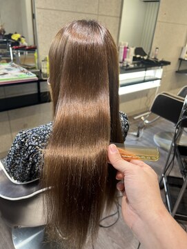 エー(...a) 縮毛矯正