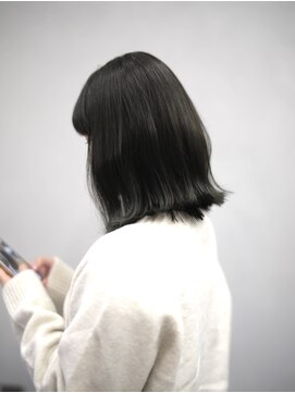 サロン ド イズミ 外ハネミディアムボブ