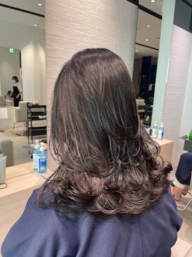 ステア ケース(stair case) 【NATASHA】銀座レイヤーカット/20代/30代/40代/50代