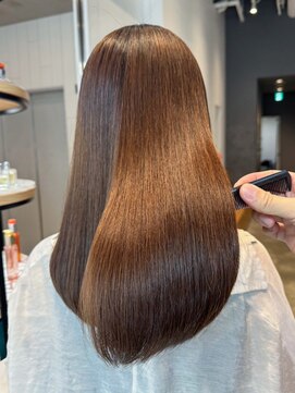 アイティーバイアルバム 藤沢店(IT by ALBUM) ロングミルクティーオリーブベージュ前髪カット_ba535462