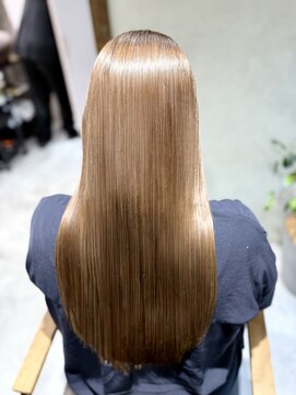 【ULTOWA Pro】最新トリートメントでツヤツヤ髪に♪