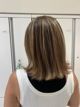 フェイス 伊勢原(FACE。) 【伊勢原】３０代以降の白髪ぼかし、髪質改善