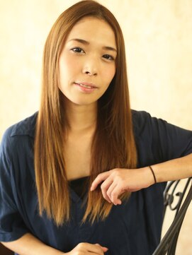 リノヘア プラス 関内店(RINO hair＋) ＲＩＮＯ関内店☆重めスタイル×外国人風グラデ