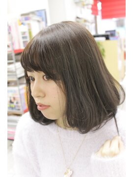 ストロベリーロックス 赤羽1番街店 グラデーションボブ グレーアッシュ