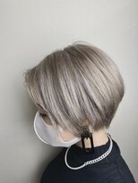 ヘアサロンエムフィス 池袋東口(HAIR SALON M Fe's)&nbsp;プラチナシルバー