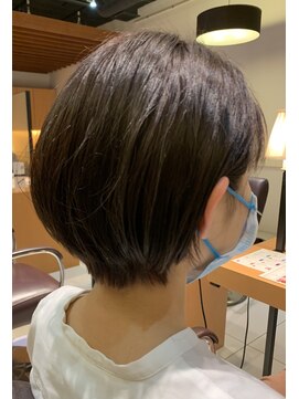 ディア アアルト 本厚木駅前店 20代 30代 40代 50代 お手軽ショート【ディアアアルト 秀島拓実