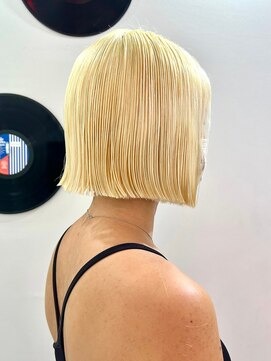 デート 下北沢(DATE) ダブルカラーホワイトベージュカラーケアブリーチハイトーン韓国