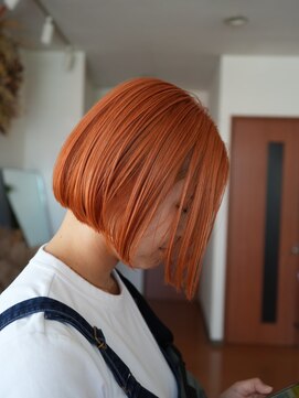 スタジオフィット(STUDIO FITTO) オレンジ　ミニボブ