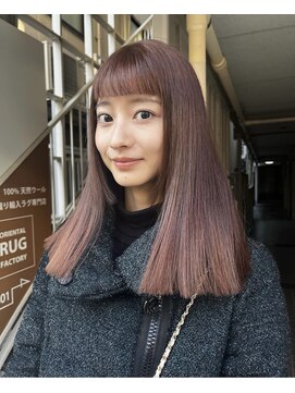 トレンチ(TRENCH) ピンク×重めスタイル　　　　　　TRENCH