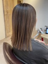 ティダスマイル(tida smile)&nbsp;美髪ハイライト シャドールーツカラー デザインカラー