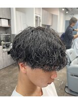 ノイセル 西本町(Noisyle)&nbsp;ツーブロック王道マッシュ前下がり波巻きスパイラルパーマ