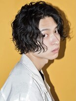 オーシャントーキョー(OCEAN TOKYO)&nbsp;波巻きパーマセンターパートツーブロックコンマバング韓国黒髪