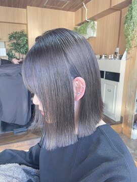 ローカス 花小金井南口店(LOCUS) ☆ スモーキーベージュボブ ☆