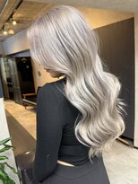 サニー 渋谷(SUNNY)&nbsp;ハイトーン、バレイヤージュ、ハイライト、ミルクティーベージュ