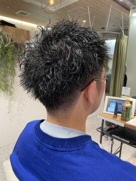 ゼストララ(ZEST Lara) 【YUICHI】ツイストパーマ【吉祥寺】