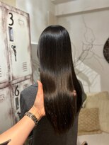 リゴッツ ドゥア プトゥリ(Regottz dua putri)&nbsp;艶髪ダークグレージュ1.7黒髪